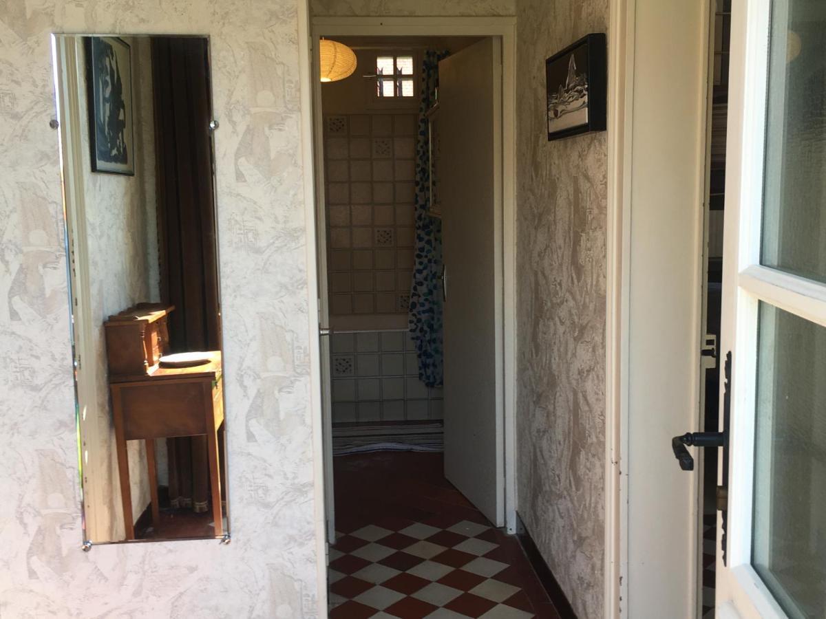 Le Refuge Private Entrance 2/4 Pers Dans Maison 17Eme Siecle.Parking. Calme Autreches Exterior foto